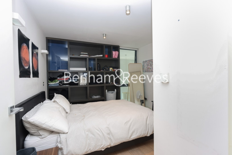 2 bedrooms flat to rent in Arthaus Apartments, Richmond Road, E8-image 4