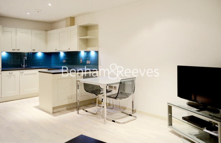 1 bedroom flat to rent in Cock Lane, Snow Hill, EC1A-image 2