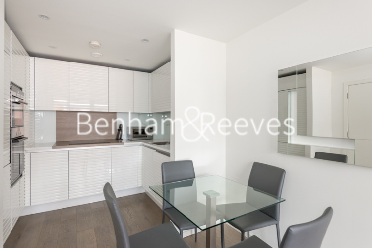 1  bedroom flat to rent in Seward Street, Clerkenwell, EC1V-image 2