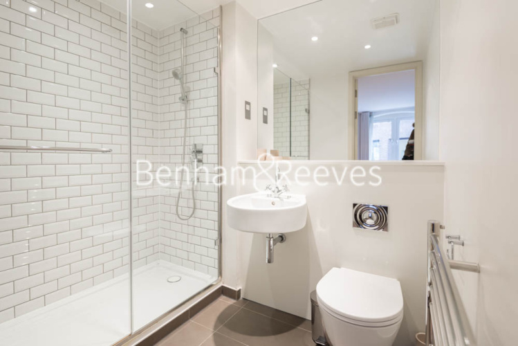 2  bedrooms flat to rent in Britton Apartments, Cock Lane, EC1A-image 4