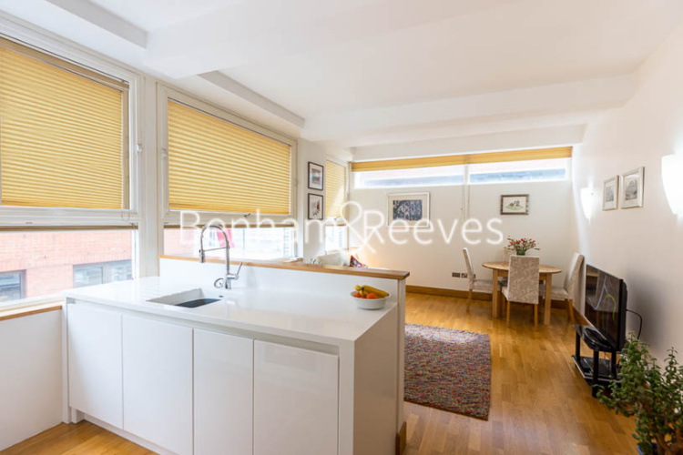 1  bedroom flat to rent in Greystoke Place, City, EC4A-image 2
