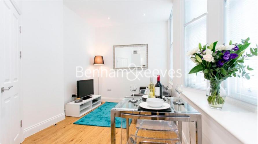 1 bedroom flat to rent in Wormwood Street, City, EC2M-image 3