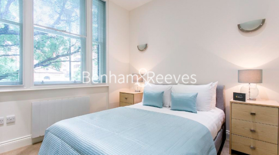 1 bedroom flat to rent in Wormwood Street, City, EC2M-image 4