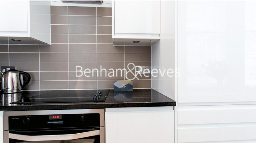 1  bedroom flat to rent in Wormwood Street, City, EC2M-image 8