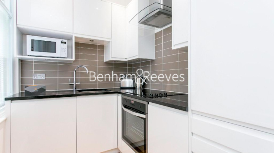 1  bedroom flat to rent in Wormwood Street, City, EC2M-image 2