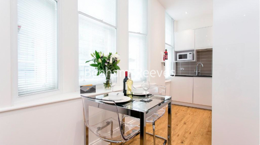 1  bedroom flat to rent in Wormwood Street, City, EC2M-image 3