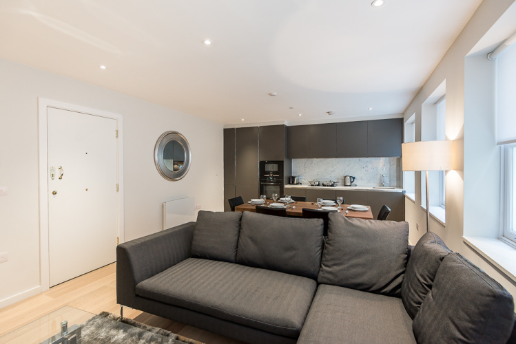 2  bedrooms flat to rent in Lovat Lane, Monument, EC3R-image 2