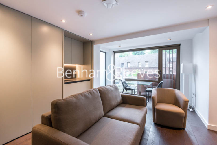 Studio flat to rent in The Greys, Gray’s Inn Road, WC1-image 1