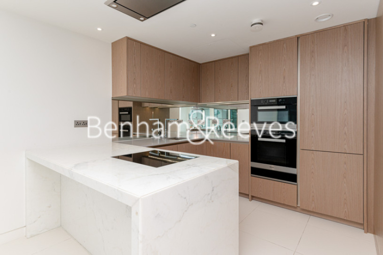 1 bedroom flat to rent in Sugar Quay, Water Lane, EC3R-image 2