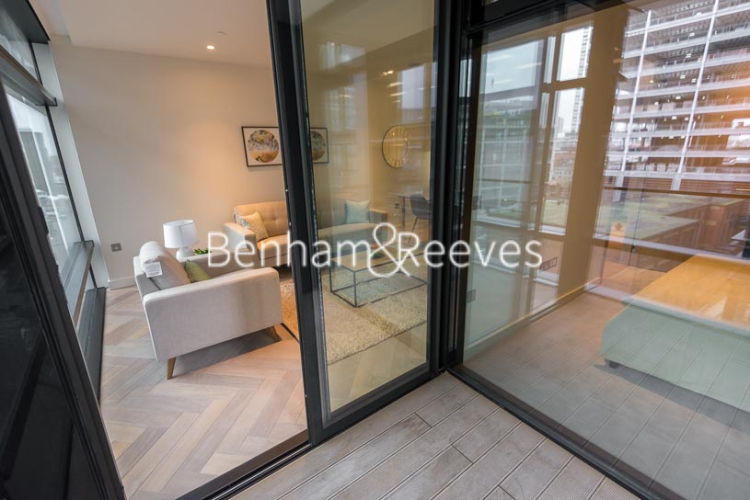 1 bedroom flat to rent in Principal Tower, Worship Street, EC2A-image 5