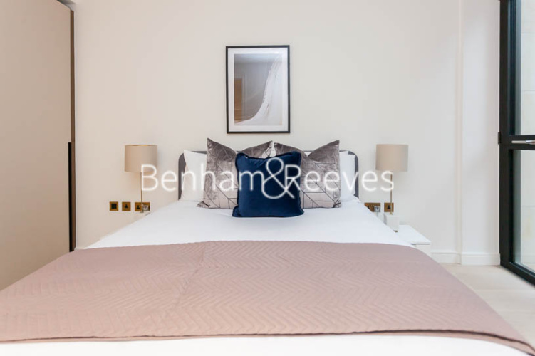 1 bedroom flat to rent in Lincoln Square, Portugal Street, WC2A-image 14