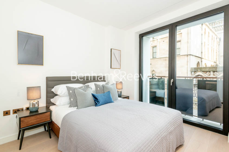 1  bedroom flat to rent in Lincoln Square, Portugal Street, WC2A-image 3