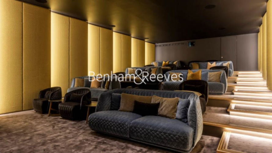 1  bedroom flat to rent in Lincoln Square, Portugal Street, WC2A-image 17