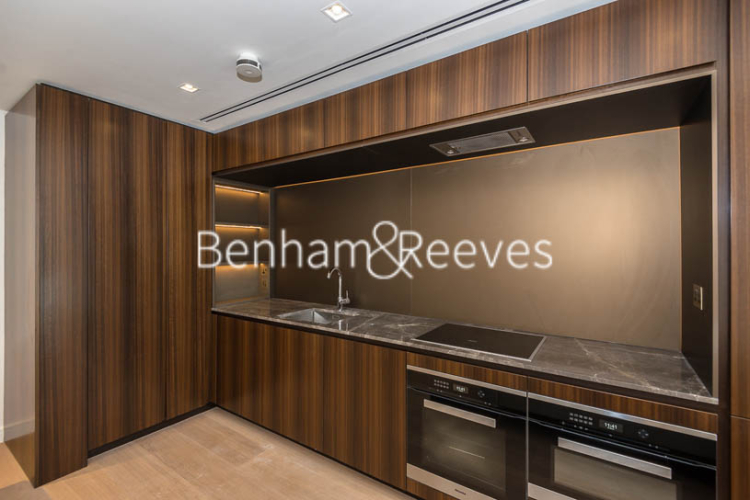 1  bedroom flat to rent in Lincoln Square, Portugal Street, WC2A-image 2