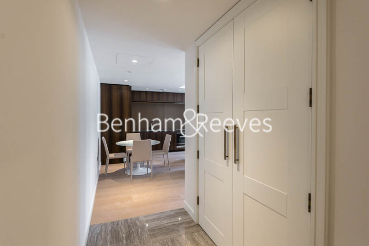 1 bedroom flat to rent in Lincoln Square, Portugal Street, WC2A-image 5