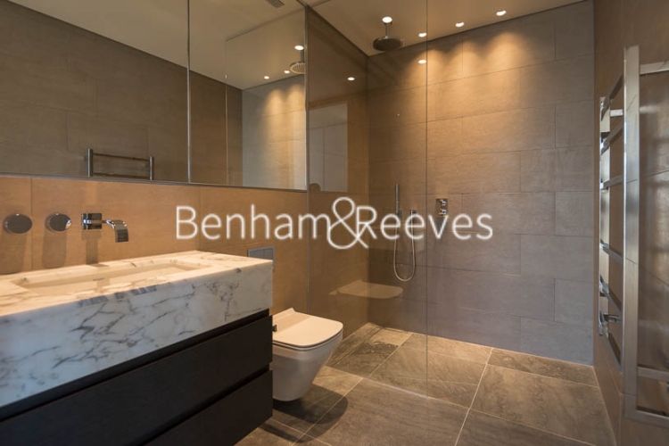 3 bedrooms flat to rent in Principal Tower, City, EC2A-image 9