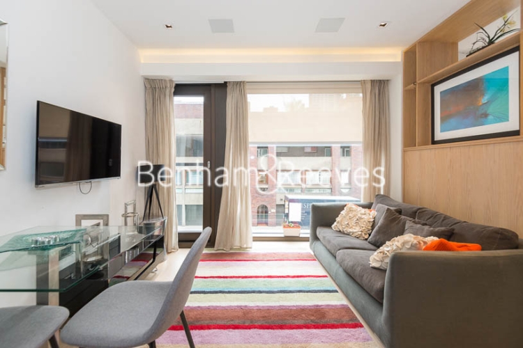 Studio flat to rent in Wood Street, City, EC2Y-image 1