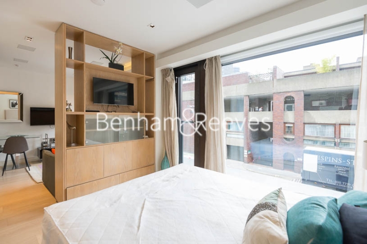 Studio flat to rent in Wood Street, City, EC2Y-image 3