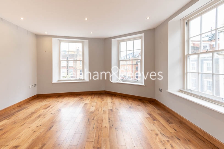 1 bedroom(s) flat to rent in The Belvedere, Holborn, WC1R, London