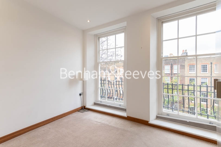 1 bedroom(s) flat to rent in The Belvedere, Holborn, WC1R, London