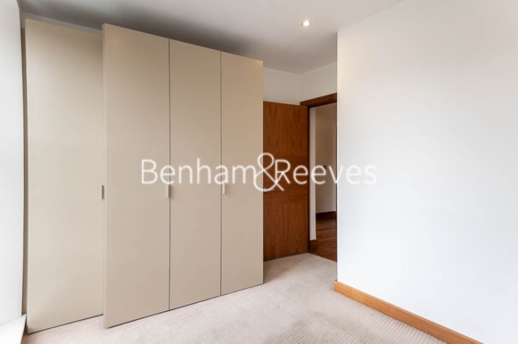 1 bedroom(s) flat to rent in The Belvedere, Holborn, WC1R, London