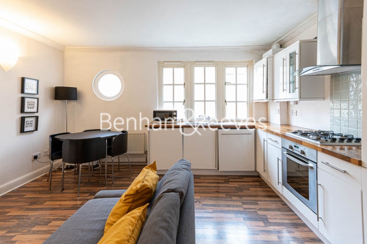 2 bedrooms flat to rent in Tavistock Place, Bloomsbury, WC1-image 3