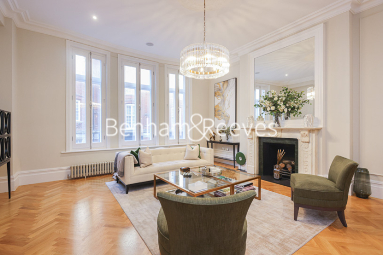 3 bedrooms flat to rent in Henrietta Steet, Covent Garden, WC2E-image 1
