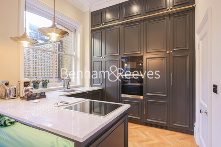 3  bedrooms flat to rent in Henrietta Steet, Covent Garden, WC2E-image 2