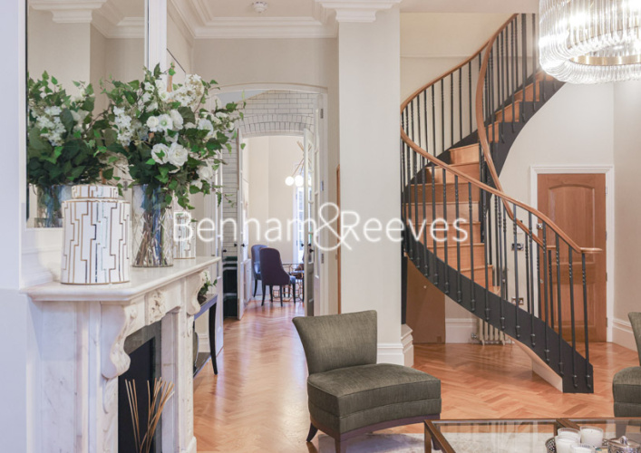 3 bedrooms flat to rent in Henrietta Steet, Covent Garden, WC2E-image 19