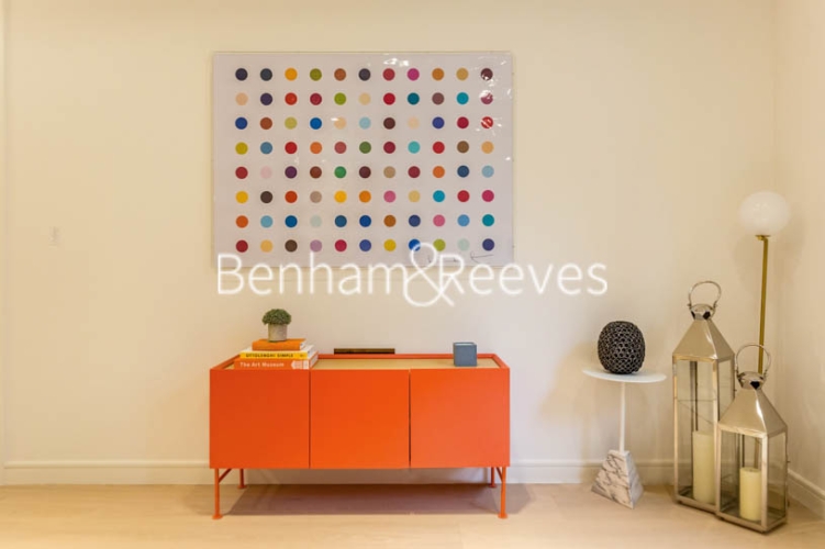 1  bedroom flat to rent in Lincoln Square, 18 Portugal Street, WC2A-image 10