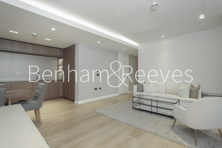 1  bedroom flat to rent in Lincoln Square, Portugal Street, WC2A-image 14