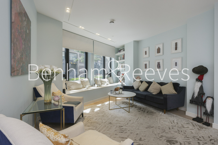 1  bedroom flat to rent in Lincoln Square, 18 Portugal Street, WC2A-image 1