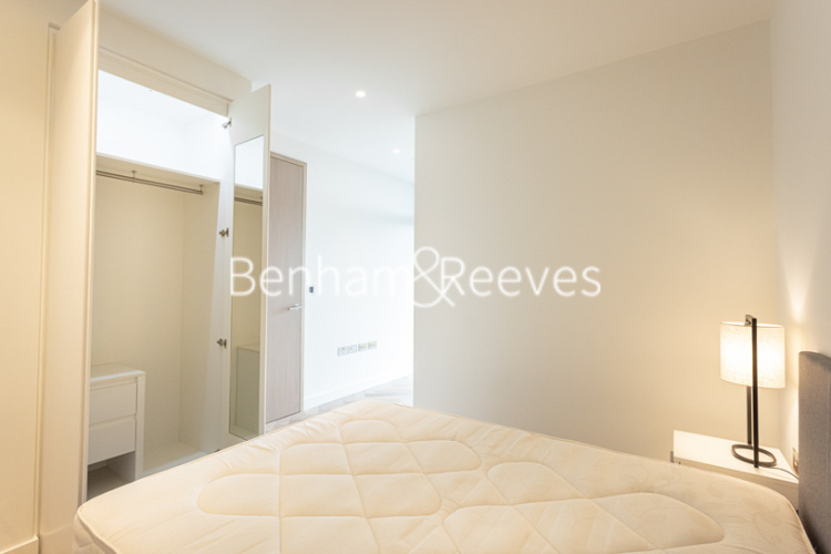 1  bedroom flat to rent in Principal Tower, Worship Street, EC2A-image 10