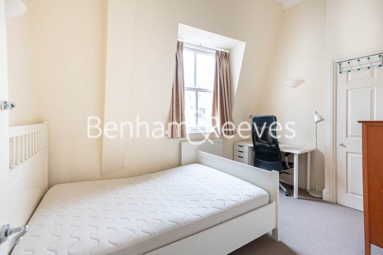 3 bedrooms flat to rent in Whitehall, St James, SW1A-image 8