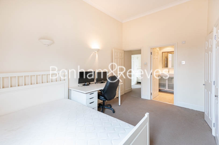 3  bedrooms flat to rent in Whitehall, St James, SW1A-image 18