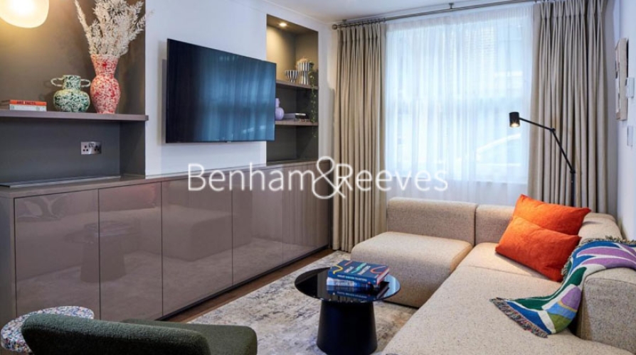 3  bedrooms flat to rent in Cheval Place, Knightsbridge, SW7-image 1