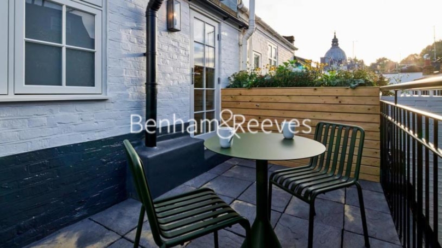 3  bedrooms flat to rent in Cheval Place, Knightsbridge, SW7-image 12