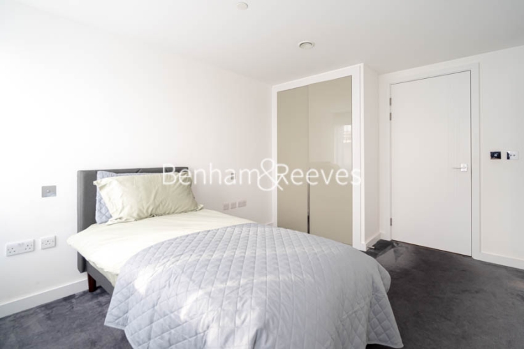 2 bedrooms flat to rent in City Road, City, EC1V-image 12