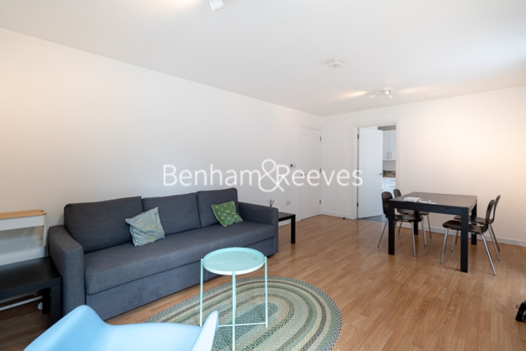 2 bedrooms flat to rent in Killick Street, City, N1-image 1