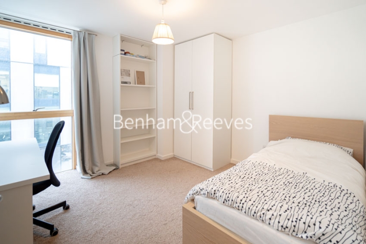 2 bedrooms flat to rent in Killick Street, City, N1-image 4