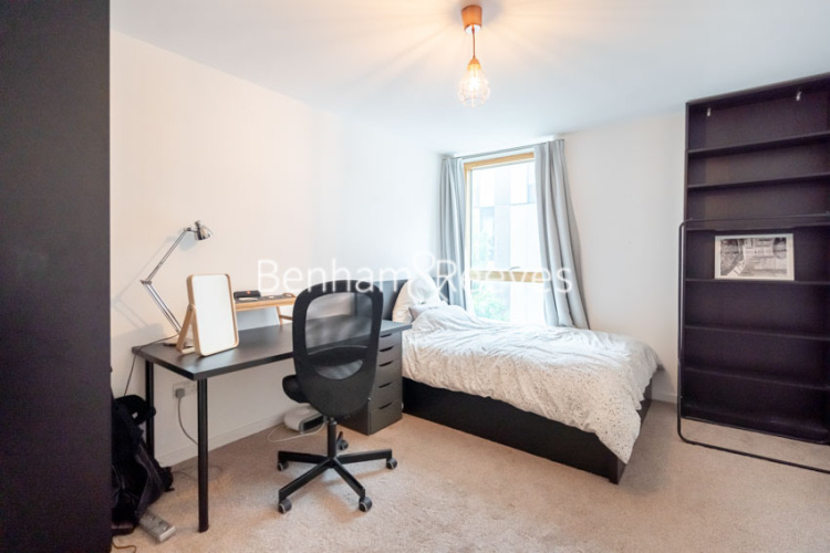 2 bedrooms flat to rent in Killick Street, City, N1-image 9