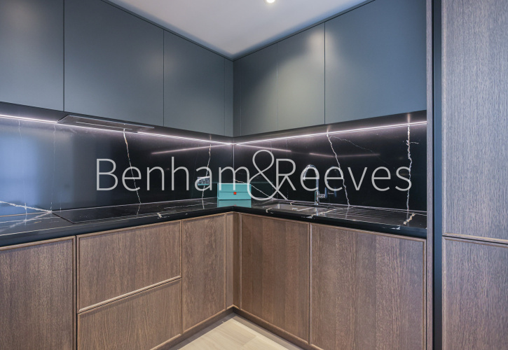 2  bedrooms flat to rent in Manuscript Court, Postmark, City, WC1X-image 2