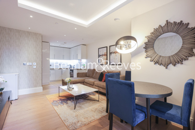 1  bedroom flat to rent in Strand, Savoy House, WC2R-image 3