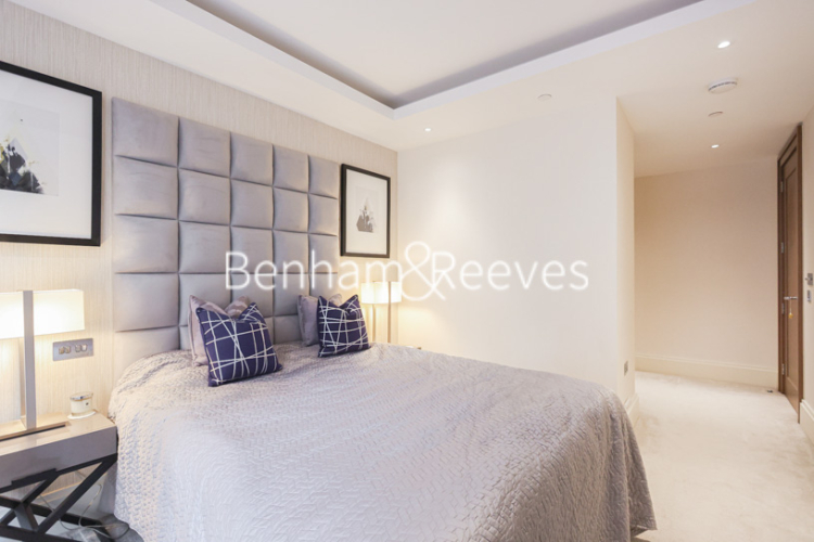 1  bedroom flat to rent in Strand, Savoy House, WC2R-image 15