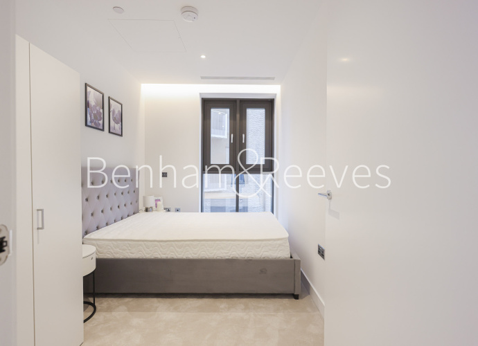 3  bedrooms flat to rent in Manuscript Cout, Postmark, WC1X-image 16