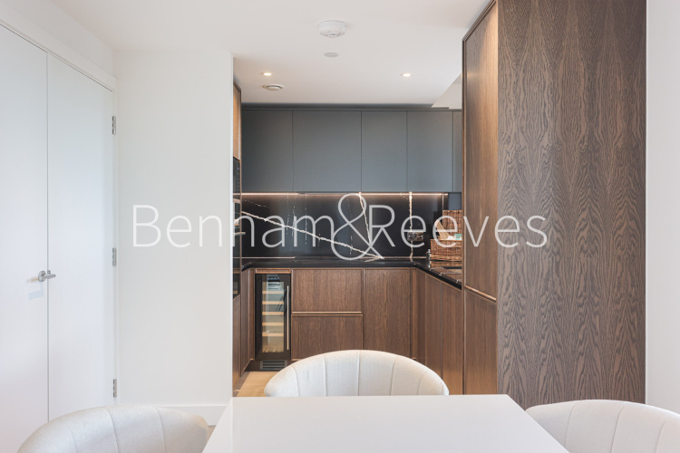 3  bedrooms flat to rent in Manuscript Cout, Postmark, WC1X-image 19