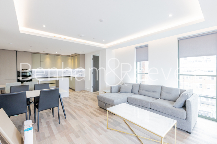 2  bedrooms flat to rent in Walton Clarke House, Brigade Court, SE1-image 1