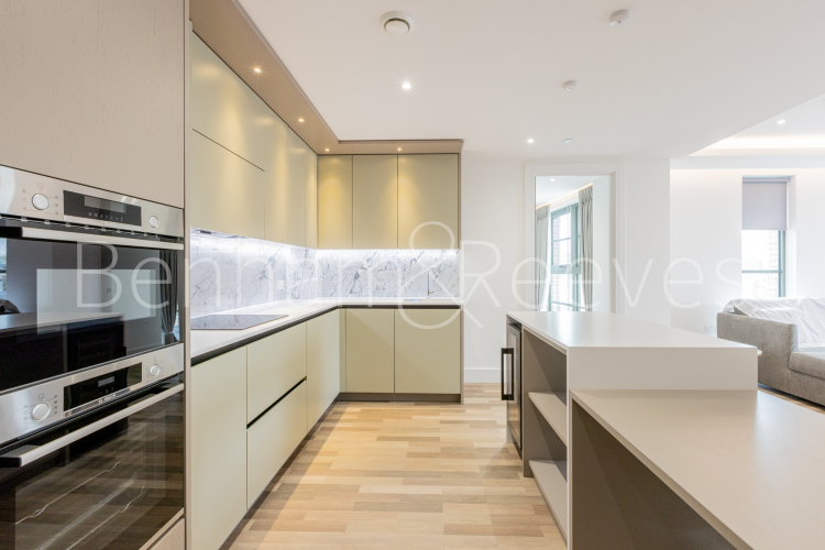 2  bedrooms flat to rent in Walton Clarke House, Brigade Court, SE1-image 2