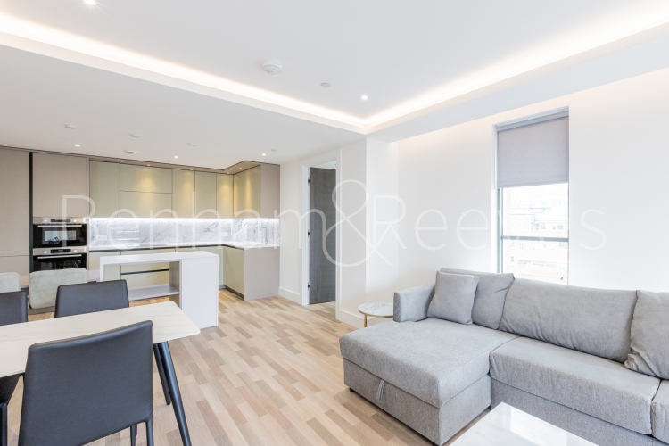 2  bedrooms flat to rent in Walton Clarke House, Brigade Court, SE1-image 5