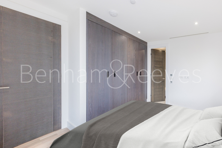 2  bedrooms flat to rent in Walton Clarke House, Brigade Court, SE1-image 8